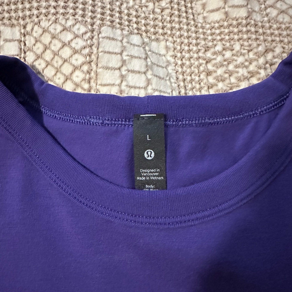 Lululemon shirt